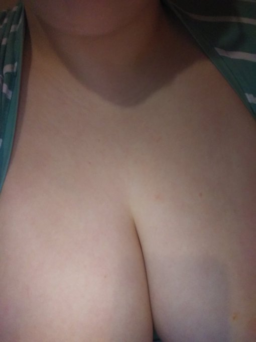 I'm selling more than just this... Slutbbwwife on snapchat https://t.co/NKg6tKd7Tv<a href="/tag/bbwmilf"class="tags"><span>#bbwmilf</span></a><a href="/tag/sellingcontent"class="tags"><span>#sellingcontent</span></a><a href="/tag/buyingcontent"class="tags"><span>#buyingcontent</span></a>