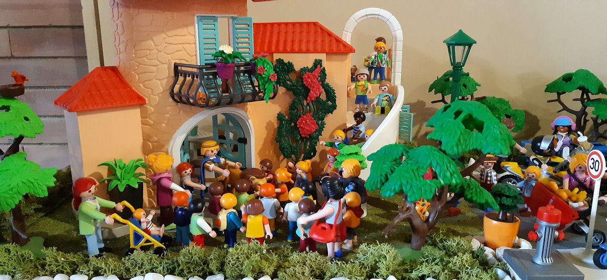 MuseoRomano's tweet photo. ¿Habéis visitado ya nuestra expo 'Los 12 Trabajos de Hércules 3.0" con #Playmobil? ¡Tenéis hasta el 31 de enero para disfrutar de ella! 

Gracias a @acbigplay por hacerlo posible 😍

#Mérida #ExpoTemporal #Hércules https://t.co/eL31N3TOWr