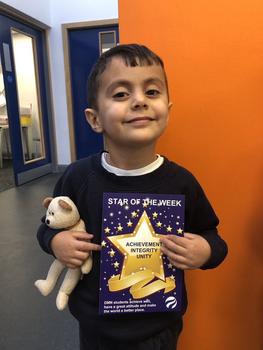 dmn_ey's tweet photo. Reception Spain’s Star of the Week for fantastic reading #achievement @dixonsmnp https://t.co/U9ITfnP3Vm