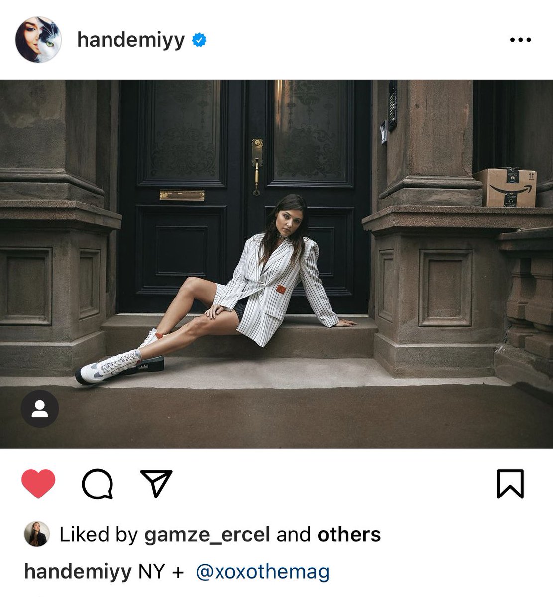 shane_blue20's tweet photo. She is special ๐ also Handemiyy had magazine photoshoot outside Turkey.
Greece for Alem 2019
New York for Xoxo Magazine 2019
Los Angeles, California 2018
#QueenThing ๐๐ธ๐ป
#HandeErรงel https://t.co/ShGWcaVstb