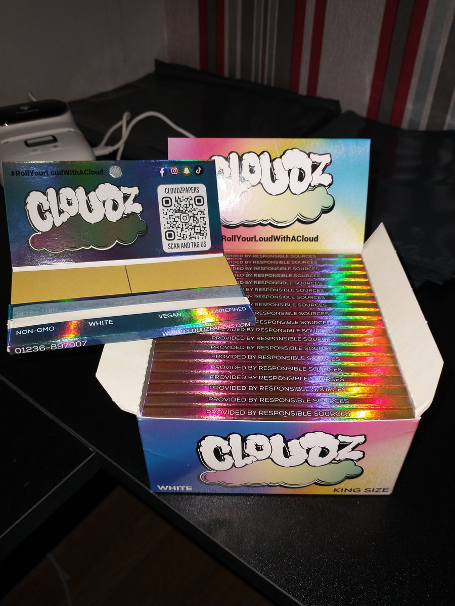 rollingpapers24 tweet picture