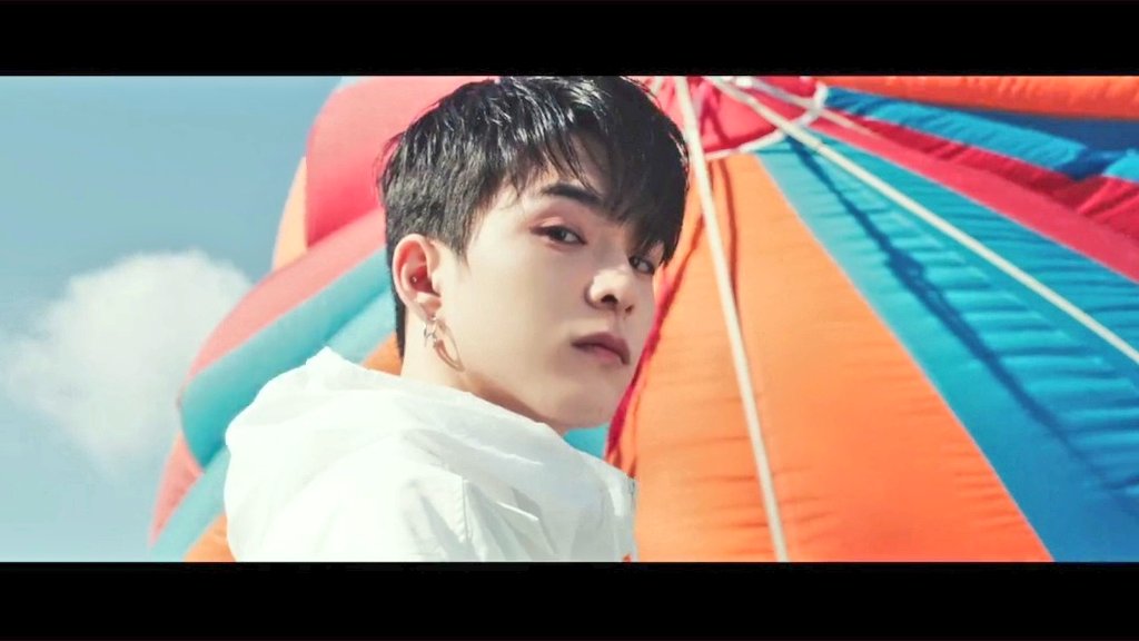 aerryham's tweet photo. HAMADA ASAHI 

CONCEPT FILM MIDDLE LINE
#ASAHI #朝光 #아사히
#트레저아사히 #TREASURE_ILOVEYOU
#TREASURE 
#THESECONDSTEP_CHAPTERONE 
@treasuremembers https://t.co/q9yiqzFlrJ