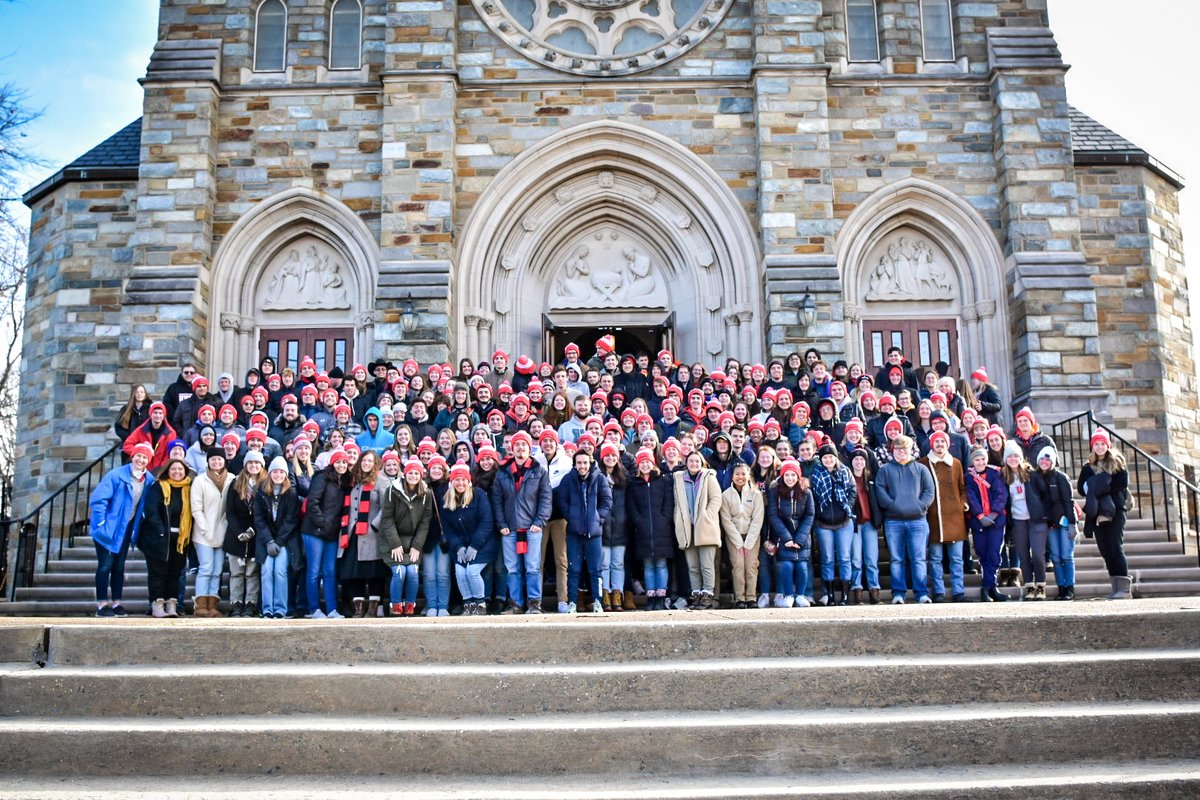 We started off the morning with Mass, and now we're on our way to the rally!! #RavensWillMarch #WhyWeMarch