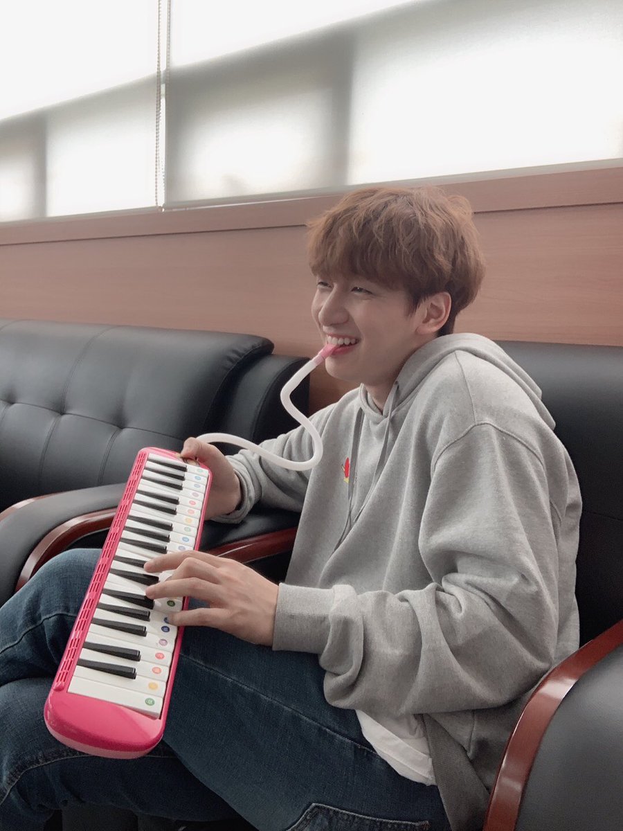 Amore_Darling's tweet photo. ขายน้องหมีเซฮยอนค่ะ
น้องชื่อฮัน ซังฮยอก Han Sanghyuk เป็นมังเน่วง VIXX มีผลงานการแสดงทั้งละครเวที, web series และภาพยนต์
IG : hsh0705
Twitter : @/HSangHyuk
ฝากน้องไว้ด้วยนะคะ
#ColorRush2 
#HYUK https://t.co/9SfiWz0elO