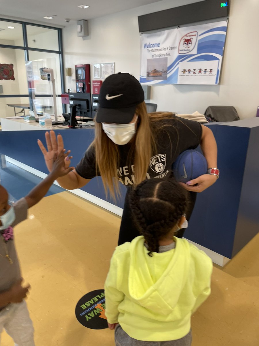 TheRichmondPrek's tweet photo. #Fun happenings at #RPK@Tompkins #sportsday #schoolspirit #whereouradventuresbegin @D31RichmondPreK @DrJoyAbrams @DrMarionWilson https://t.co/Rnzz3V9JOV