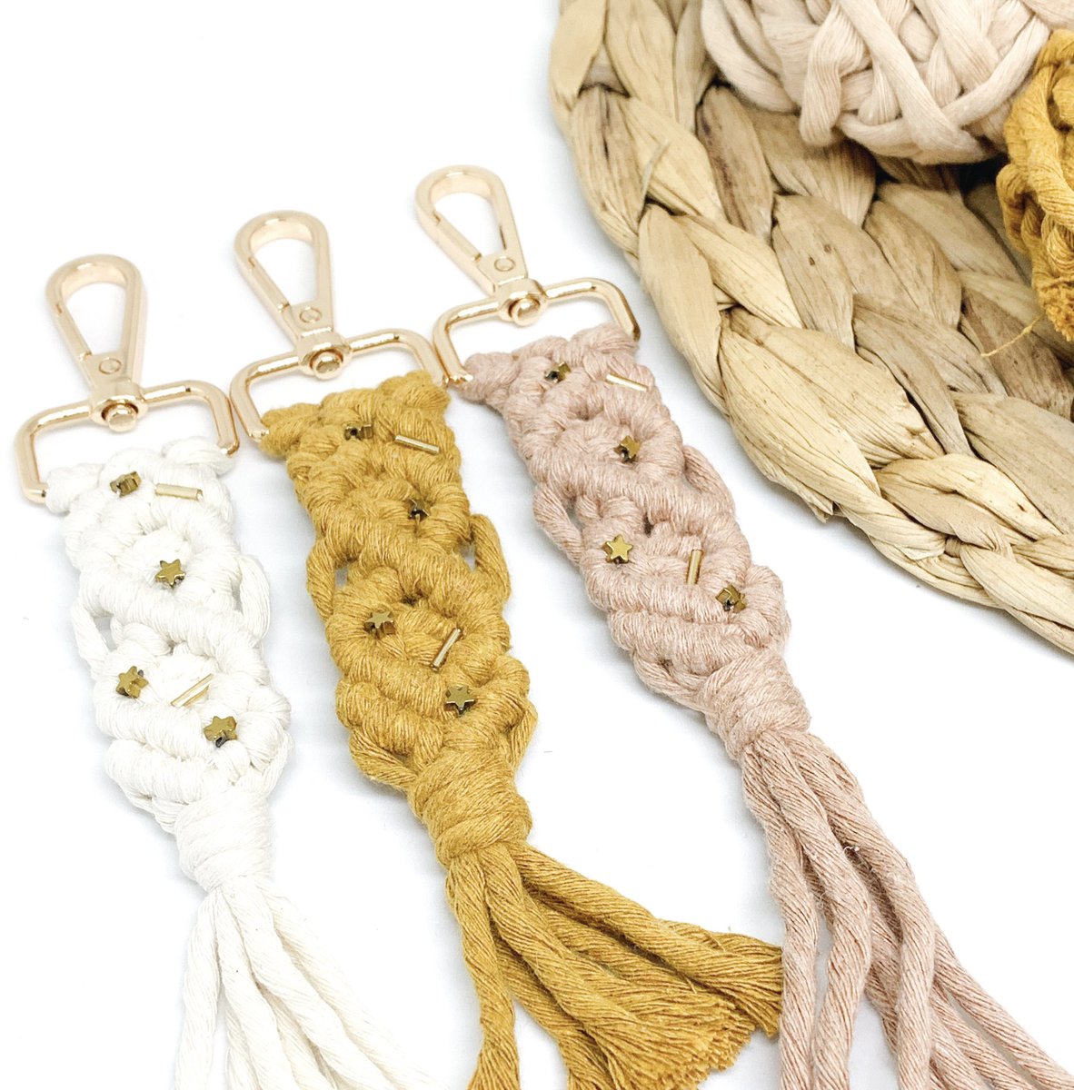 alessadove's tweet photo. fusing my love for macramé and embroidery together to create—my own portmanteau—“embroidramé” 💛 macramé keychains are available in 10 colours! 

purchase at https://t.co/1aFw3dO6wi! https://t.co/Iz8zXQl5nx