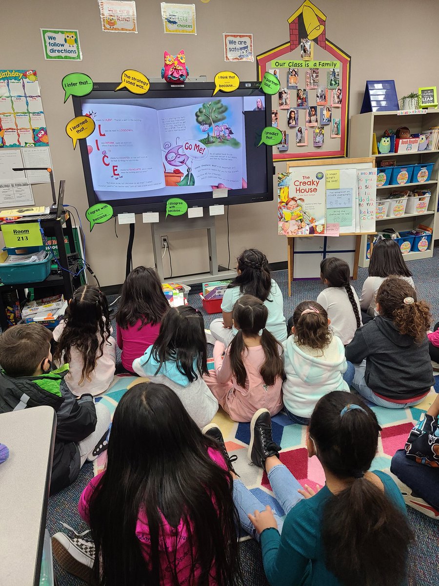 Ms_VillamizarBL's tweet photo. I'm not scared I'm prepared! #ALICE #juliacook #imnotscaredimprepared #drillday #MRobPRIDE #bilingual #pbis #FirstGradeTeacher @MRobinsonElem https://t.co/emG0QAFGen