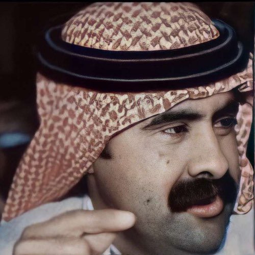 abn_shaeg's tweet photo. لا واهني اهل القلوب المهابيل 
ما لاعت الفرقى كبار الدروبي 

قررت اغامر واتعب النفس بالحيل 
و اقول ياربي تسهل دروبي

ارمي حياتي في الشبك و المحابيل 
وابيع عمري في سبيل محبوبي 

اما يروح ابعد من الجدي و سهيل 
ولا يصير اقرب من زرار ثوبي

#عبدالله_بن_شايق ✍🏻 https://t.co/wJOtLNeCtQ