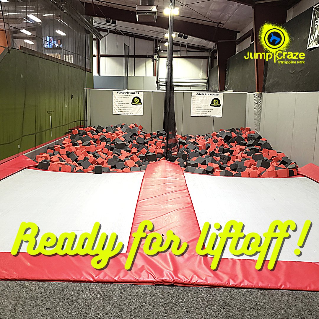 Jump_CrazeWY's tweet photo. Foam pit free falling starts at noon!

#letsgo #jumptime #fridaymood #jumpcraze #trampolinepark #wehaveliftoff🚀 https://t.co/yM14RhLXfM