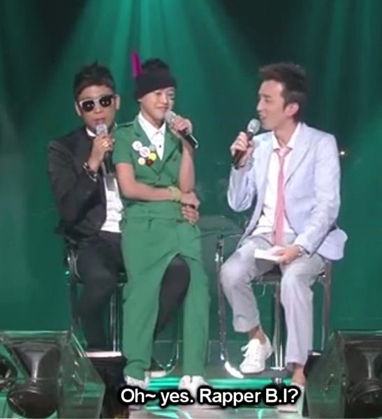 131lilly132322's tweet photo. This is still so funny and adorable Hanbin is literally so small, sitting on his Monghyung's  lap 😍😂😂 
 #HANBIN #MCMONG #비아이 #RapperBI @shxx131bi131 https://t.co/4YRzcDfGpz