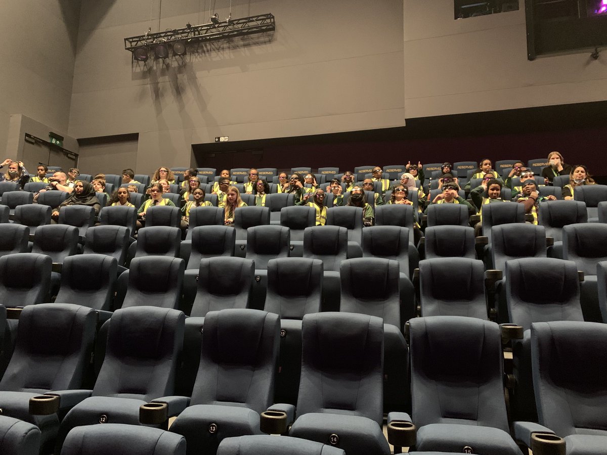 GoldfinchPrmry's tweet photo. Throwback to last week when Year 6 went along to the IMAX at the science museum to watch Antarctica in 3D! It was so insightful to discover all the wildlife inhabiting the polar regions! #climatezones #buildingexcellence https://t.co/g3zX2dV1cn