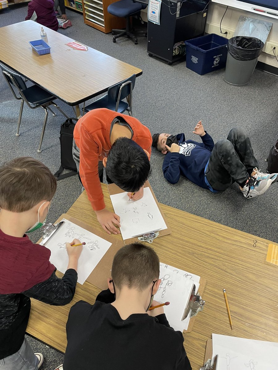 Gesture drawing to get ready for sculpture.  #WTandME, #ccsd93