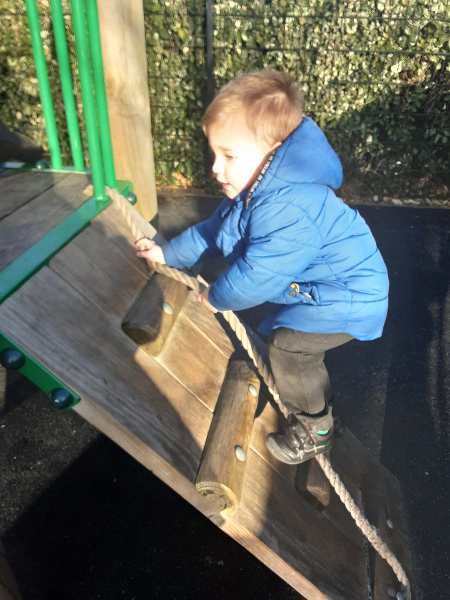 gcpfs1's tweet image. The children at Waddles Nursery enjoyed being outside in the sunshine this afternoon working on their physical development. @PrimaryGreat #gcpphysicaldevelopment