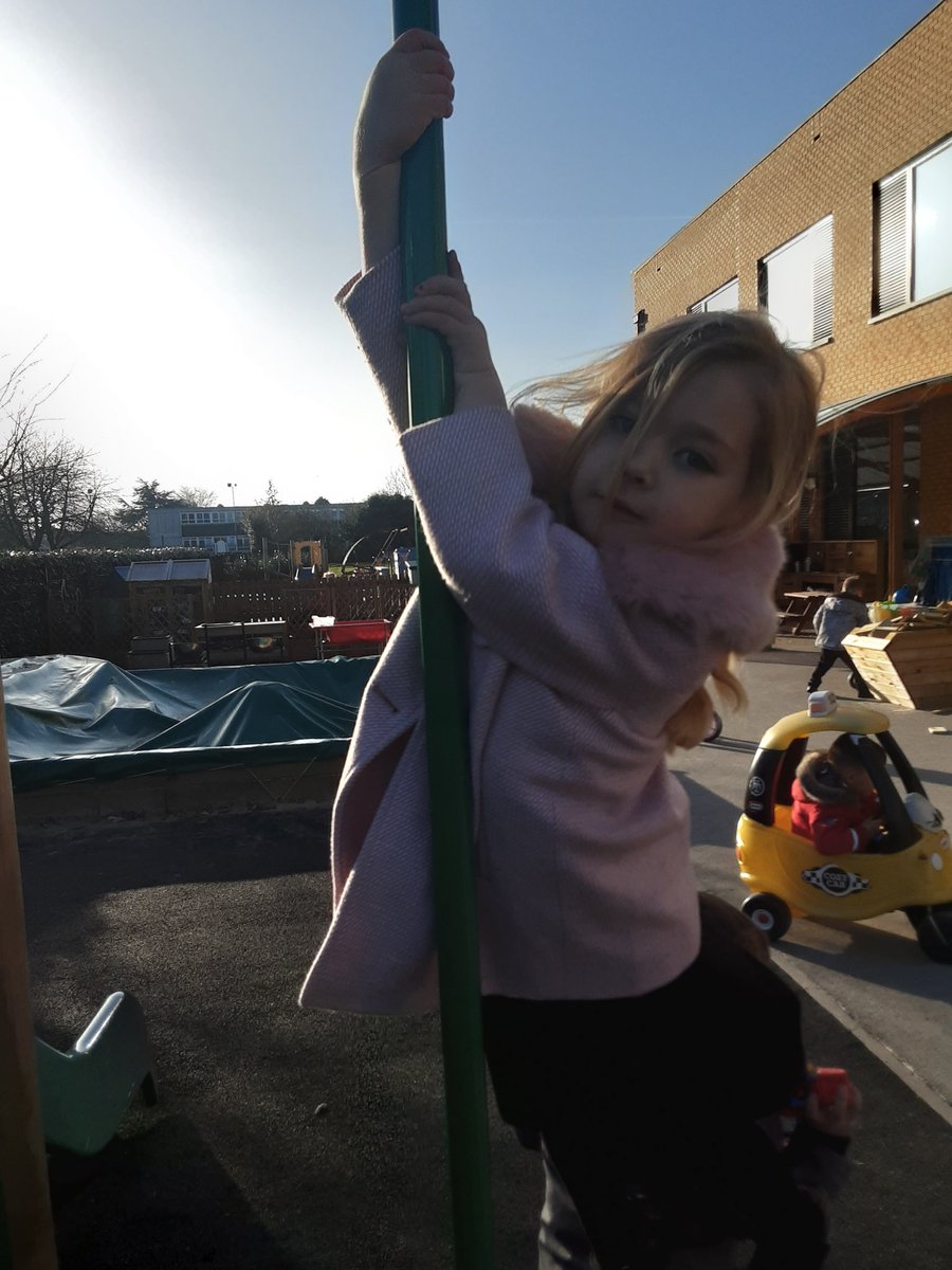 gcpfs1's tweet image. The children at Waddles Nursery enjoyed being outside in the sunshine this afternoon working on their physical development. @PrimaryGreat #gcpphysicaldevelopment