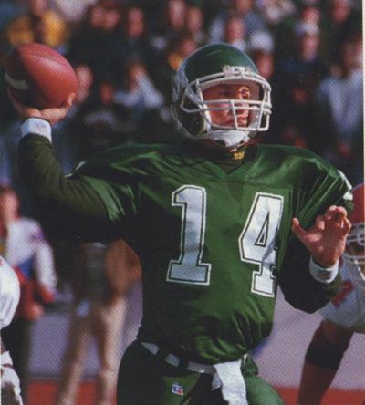 FroDaddy84's tweet photo. #BleedingGreen returns next week in a big way with Former NW and NFL QB Chris Greisen and HOF Coach Mel Tjeerdsma. New episode drops 1/27! https://t.co/SLWiPi6aRW