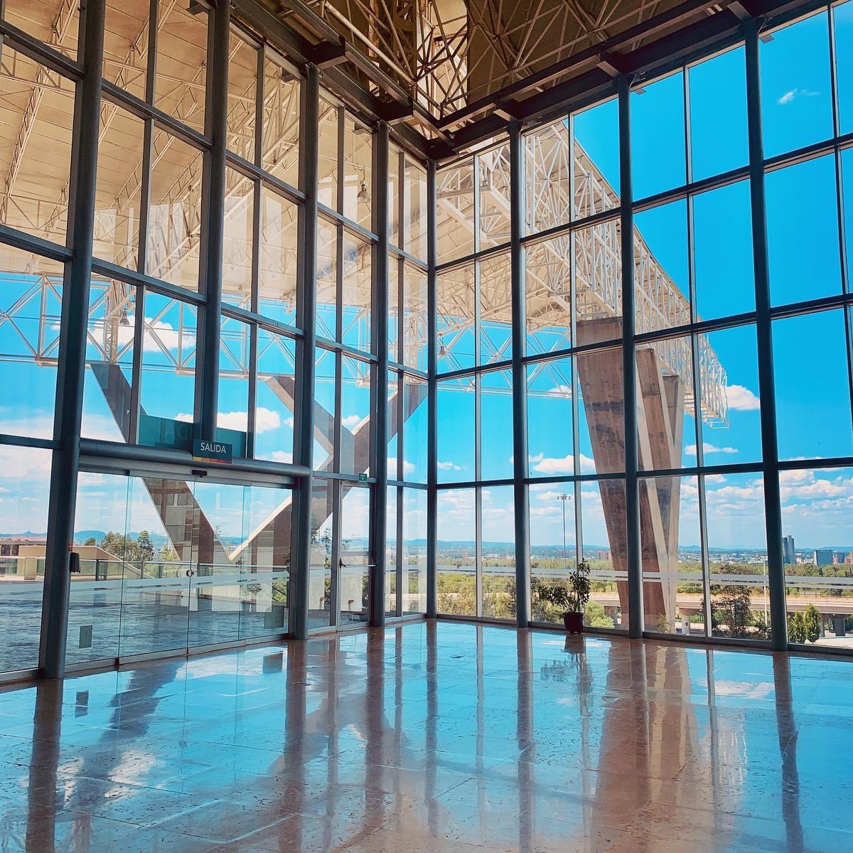 ¡Conoce el @CentroCSLP y haz tu evento en #SanLuisPotosi !