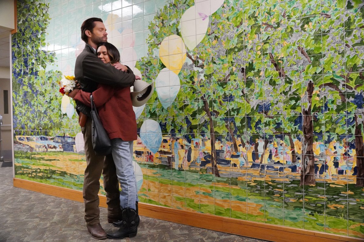 WinFamBusiness's tweet photo. If you haven't yet seen #Walker #TwoPointsForHonesty, Sneak a Peek at this Amazing Ep's Pics, Plot & Trailer Scenes!
https://t.co/DTT0cSUy6i
Then Follow Along with our comments on our TL's #WFBLiveTw!
#WalkerFamily @jarpad @thecwwalker #Preview https://t.co/ju6TQOKkdN
