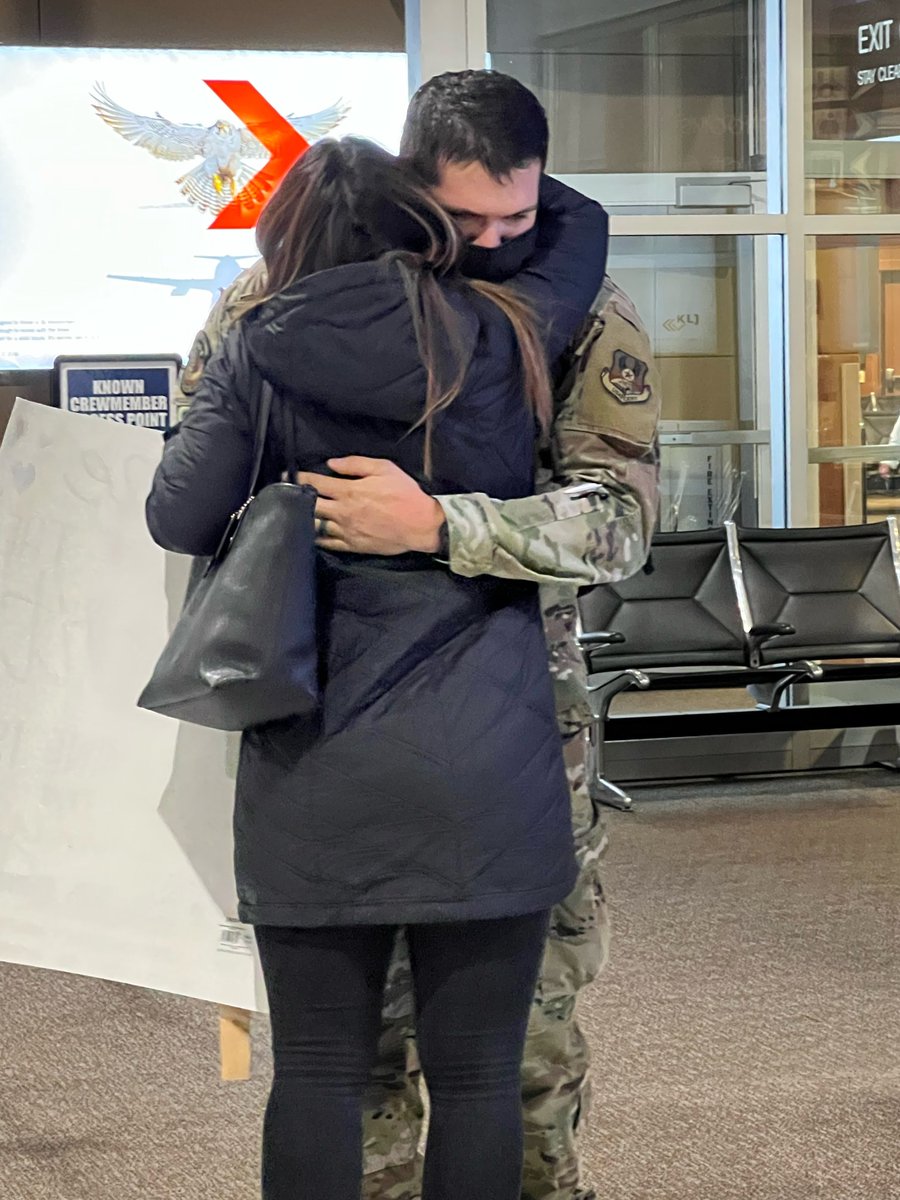 NDNationalGuard's tweet photo. #HappyHooligans continue to trickle home from their reserve component period 6 locations. CMSgt Kristi Erickson, TSgt Joseph Solberg, TSgt Michael McLaughlin, TSgt Casey Seitz, and SSgt Erik Hest returned to Hector International Airport. Welcome home Airmen! #NationalGuard https://t.co/Qn8ZzRPhZ3