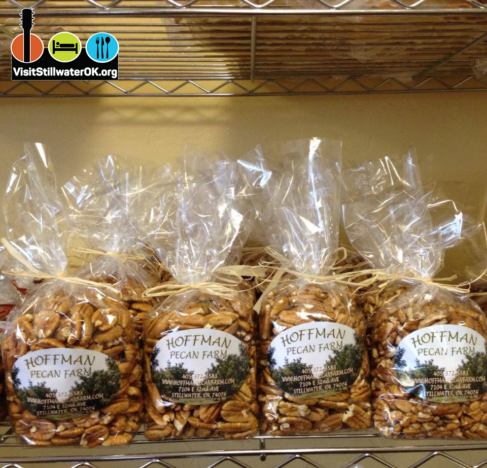 visitstillwater's tweet photo. Hoffman Pecan Farm is open for the season! From now through March 1, visit this local family-run farm for fresh paper shell pecans, custom cracking and blowing, graft wood and custom grafting.
📍: Hoffman Pecan Farm and Cattle Co
🖥: https://t.co/S3MqI2cIsp
#localbusinesss https://t.co/JTR14c5B2v