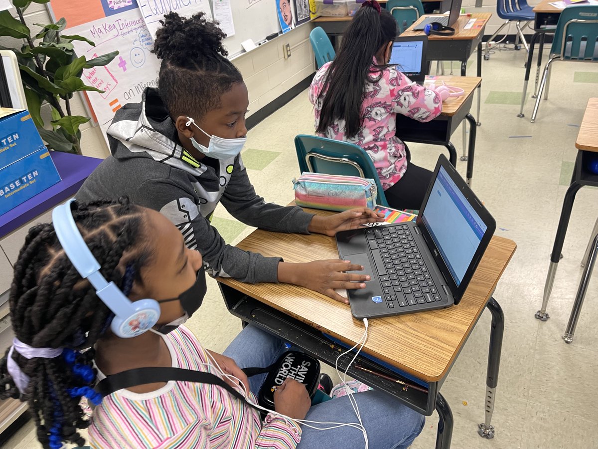 jasmine_eman's tweet photo. "Go to file, insert image, &amp; select the file from your downloads." This is the language of peer s's troubleshooting, making sure everyone can get their @Flipgrid videos uploaded to @googleslides! Explicitly model to your s's the expectations &amp; they will rise! #LifeReadyLearning💡 https://t.co/kpxiFkLMbZ