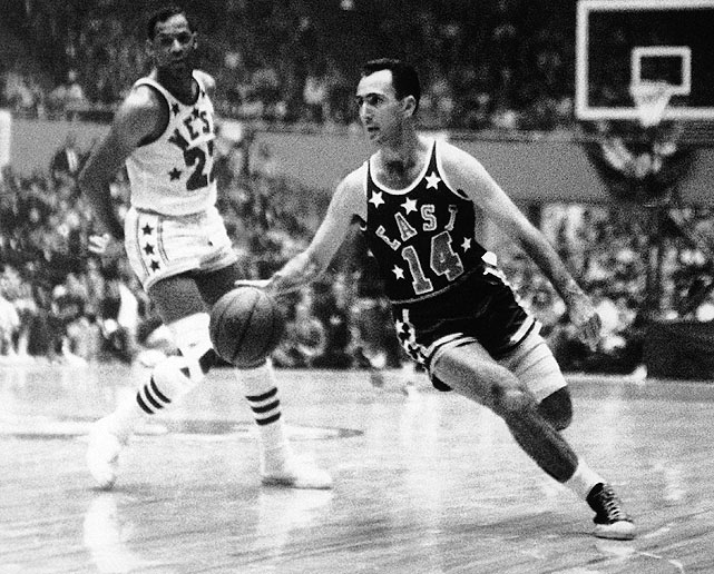 OTD 1954 
4th NBA All-Star game: 1st overtime. Celtics' Bob Cousy's 10-point scoring burst gave the East a 98-93 win. The MVP was Cousy. https://t.co/ba35svAmtv
