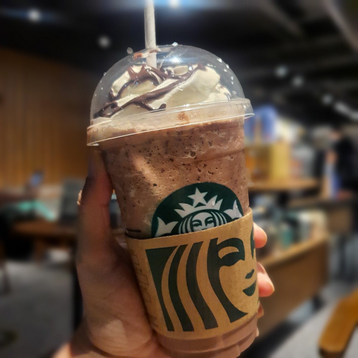myscentsation's tweet photo. Coffee is โคโ
#javachipfrappuccino https://t.co/C2hBftQEoc