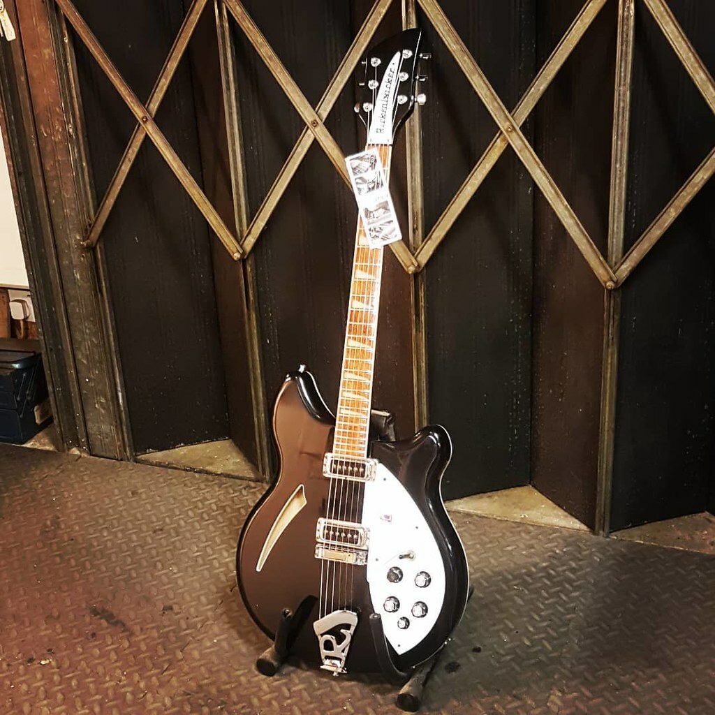 Jack_Ellis's tweet photo. Last week we had a righteous 4003 Bass and this week an equally handsomel 360. Twin Jack Socket replacement and a fret dress means this thing is as good as it's ever been. Thanks To RickySounds for the spares. . . . . #guitarrepair #guitarist #gibson #fen https://t.co/WM6R2r6NXa