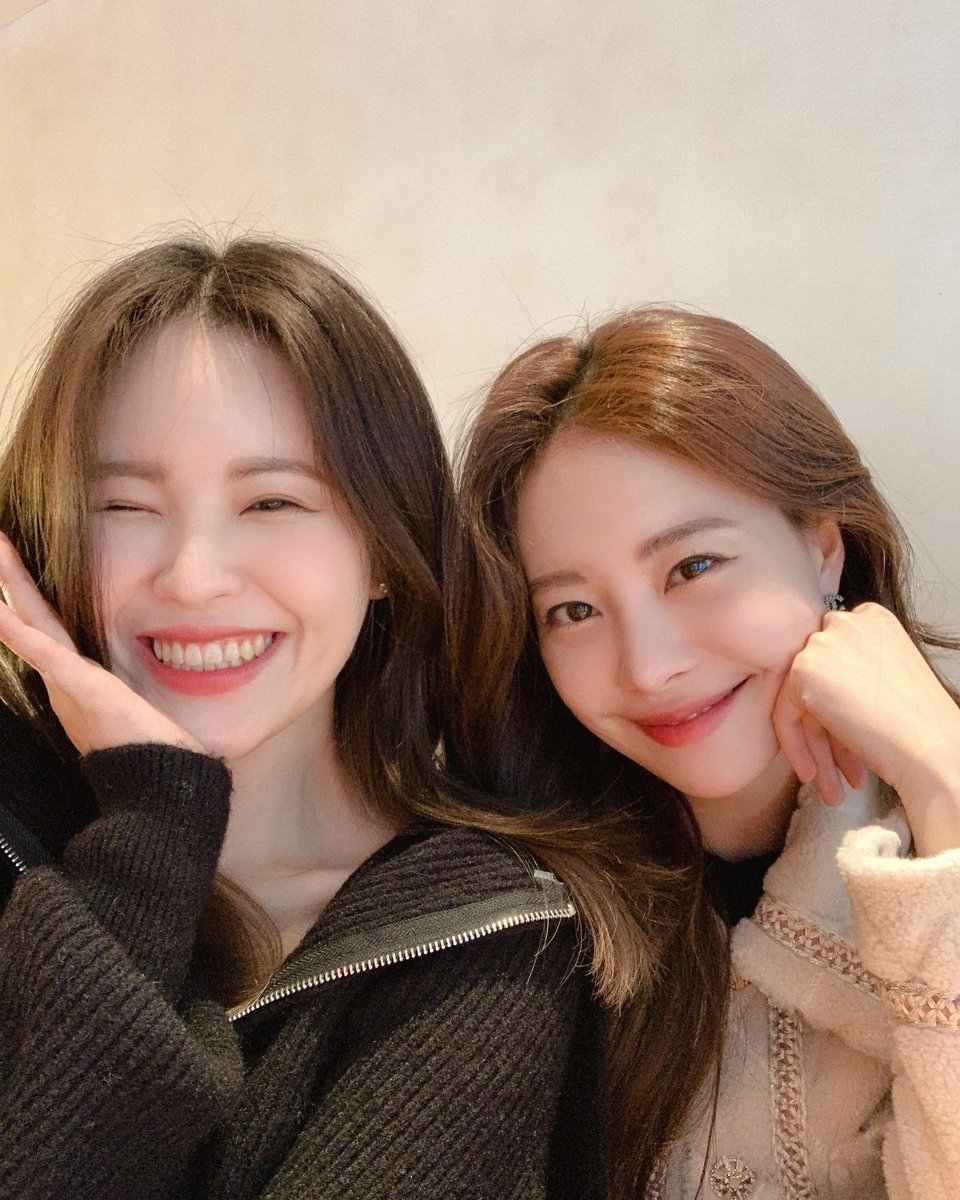 D86291509's tweet photo. 버티면 많은 것들이 올 것이다. 운명은 누구에게도 호의적이지 않으며, 얼마나 오래 쫓고 버틸 수 있는지에 달려 있습니다. https://t.co/eqCYzVfvVb