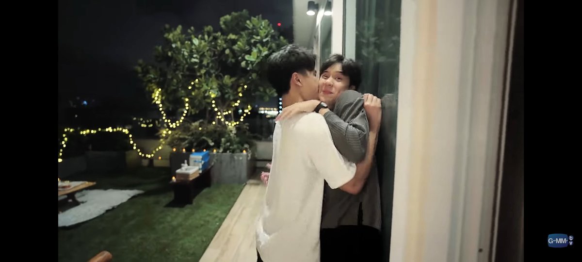 SAlNTSHINS's tweet photo. IN STILL CRYING OVER THE FACT THAT NANON BROKE OUT OF CHARACTER HERE AND LOOKED AT THE CAMERA AND Y'ALL EXPECT ME TO ACCEPT THAT BAD BUDDY IS REALLY OVER????? #BadBuddySeriesตอนจบ https://t.co/mLssB8K7Mq