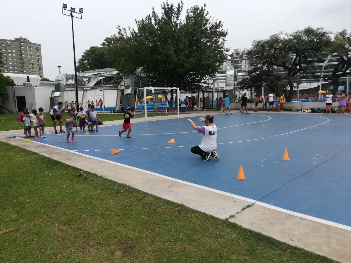 DeportesBA's tweet photo. Deporte y juegos en #Patricios #ColoniasBA https://t.co/EwBMhjKBKc