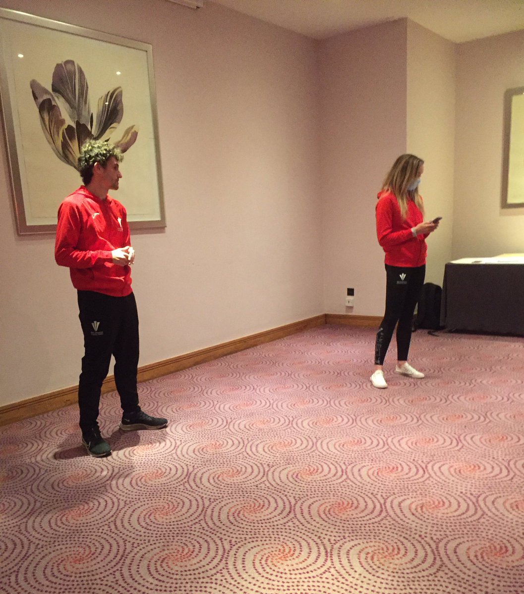 Pete_Ryder_'s tweet photo. Arrived✔️dinner✔️team meeting✔️Captains speeches✔️ team photo✔️ @WelshAthletics team for Home Countries &amp; Celtic International Cross country ready to roll tomorrow! Amdani 🏴󠁧󠁢󠁷󠁬󠁳󠁿 https://t.co/vdxu1PScMp