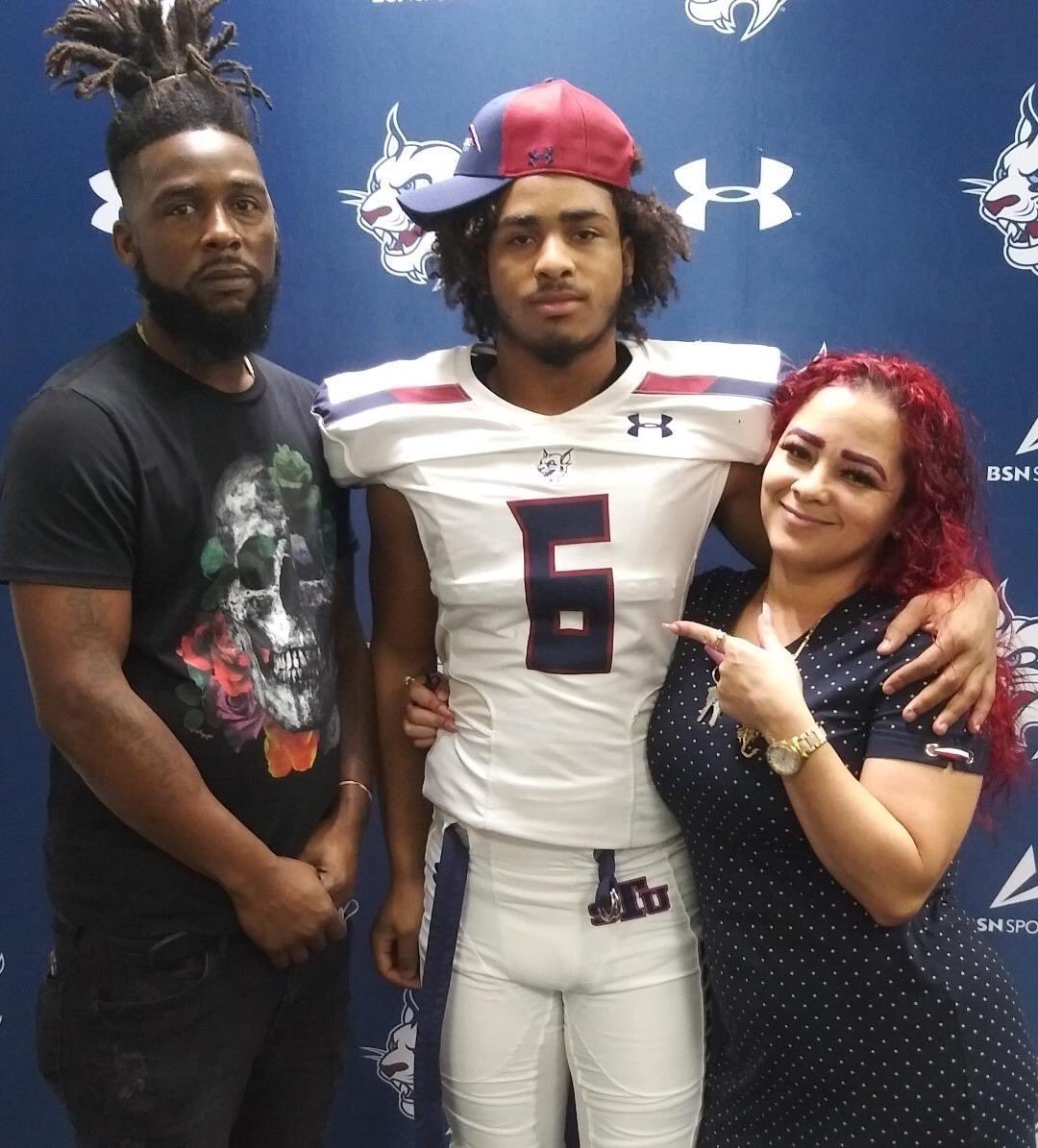 d6_williams's tweet photo. Had a great time on my vist @TNeymeiyer @STU_Football @Coach_Rychel https://t.co/DEpE28qWA7