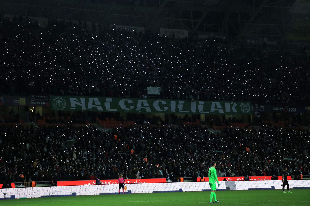 #KonyasporlularTakiplesiyor

Konyasporlular Konyaspor için takipleşiyor, şampiyonluk yolunda sosyal medya da kenetleniyor !