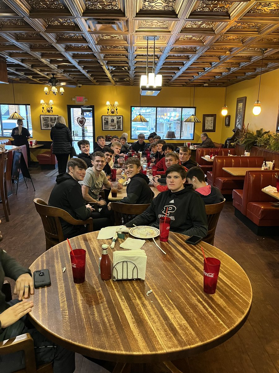 Thank you, boosters! Our boys are enjoying their pre-game meal!! #EmptyTheTanks