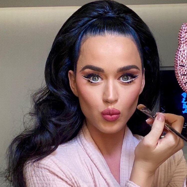 Must Pop tweet media