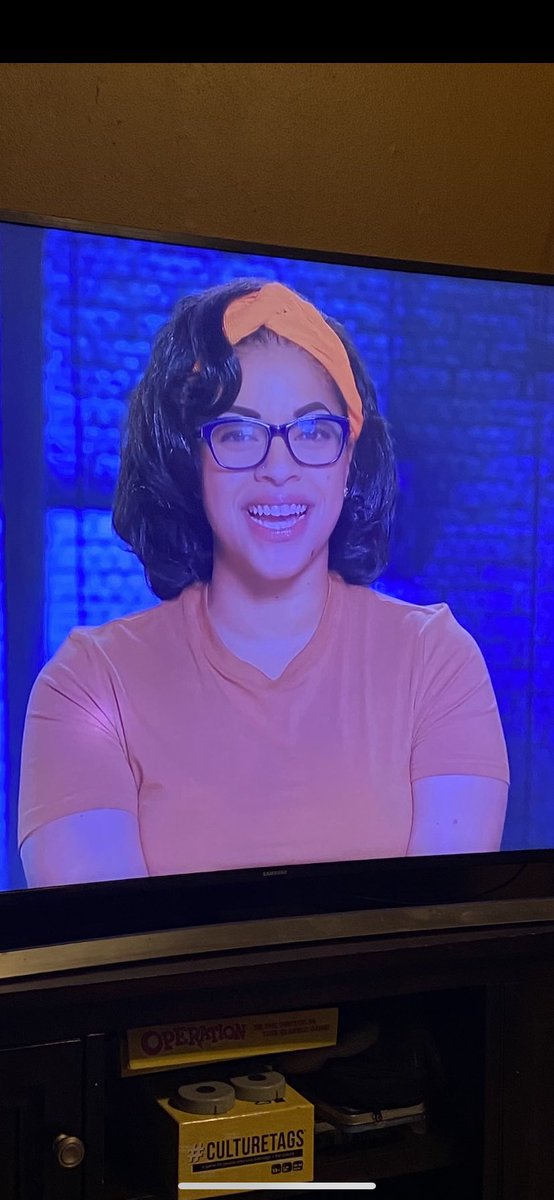 BeetleJuiceQue's tweet photo. nah bro. Yβall donβt understand how ON POINT @adyreisms brows was on #beatbobbyflay #kalehands #roadtriptokale ππΎππΎ #goodredz #shewasrobbed https://t.co/FXjprIf083
