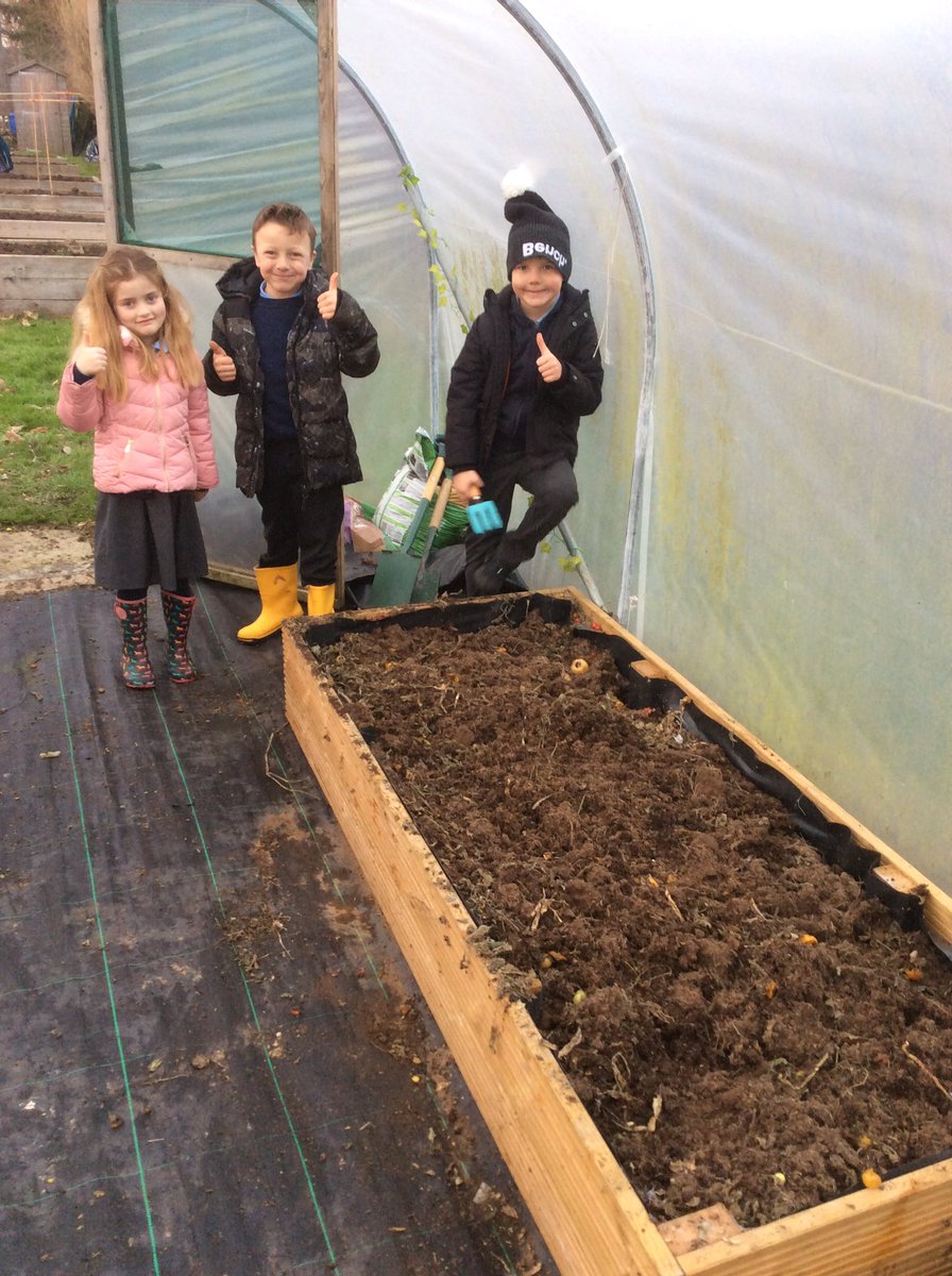 Mr Rowlatt tweet media