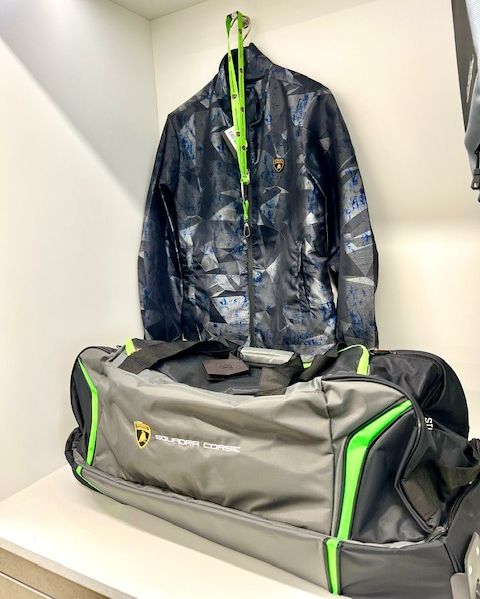 Have you seen our Lamborghini accessories?🤩 

Call Lamborghini Leicester to find out how to get your hands on them!

#Lamborghini #LamborghiniLeicester