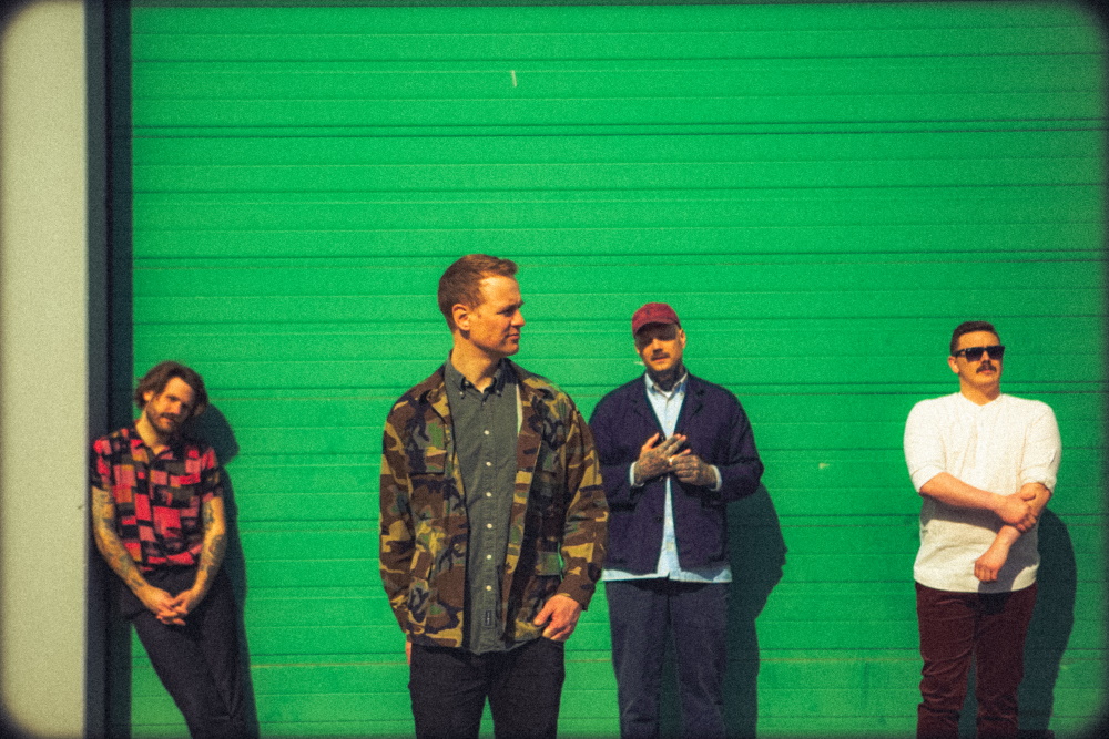 Check out Beachheads' (<a href="/Beachheadsband/">Beachheads</a>) pretty new power-pop jam "Change" bit.ly/3KsxMcR