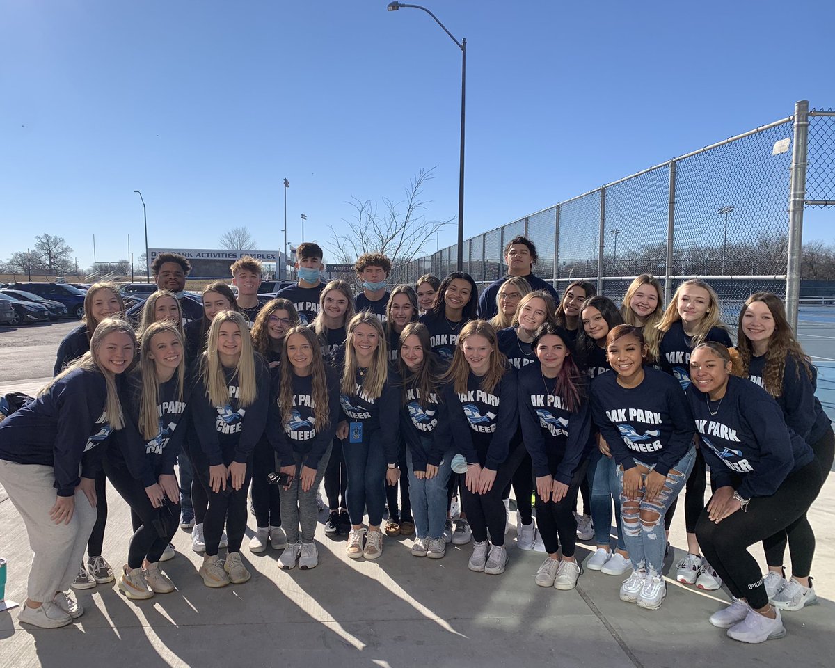 Oak Park Cheer tweet media