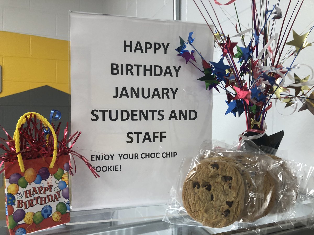 SharonDPhillips's tweet photo. Celebrating January Birthdays for our Students and Staff. Enjoy your treat today! @DadeCoHigh @dadeconutrition @dade_schools @GaDOENutrition https://t.co/YQO1LgmoIX