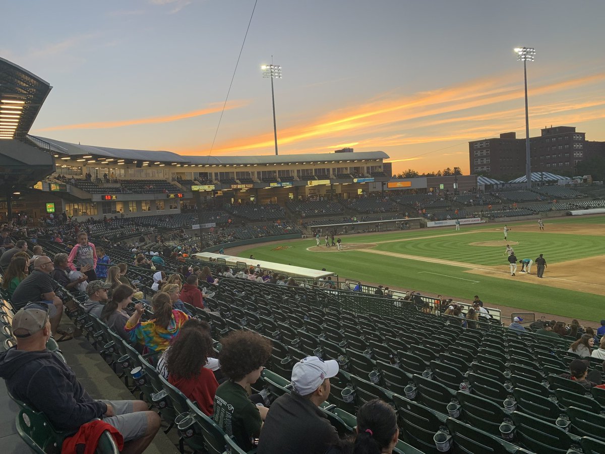 Ten Stadiums Ten Days ⚾️ tweet media
