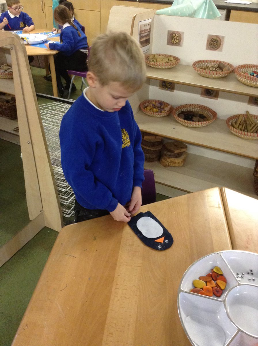 NewburghPrimary's tweet photo. In Reception and Year 1 we have been enjoying learning about Penguins. Look what we have been up to during our choosing time. 🐧
#Newburghreception #Year1 #EYFS #continiousprovision #exploringandlearning https://t.co/7vA4wRddgR