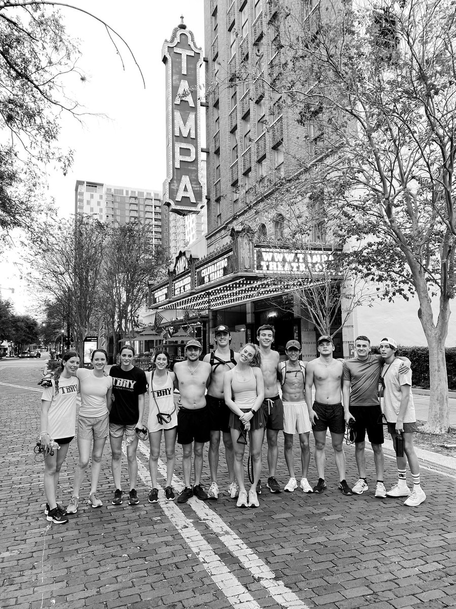 TBAYaquatics's tweet photo. TBAY Touring Tampa 
🏃‍♀️🏃‍♂️💨💨
#tbaynation #speedsquad #tampa #champabay #swim #swimming #swimtampa #swimmingtampa #tampaswim #tampaswimming #swimlessons #speed #fast #learntoswimprogram #learntoswim #triathlete #athlete #leadership #recordbreaker #endurance #power #team #teamwork https://t.co/MSNkGj2MsV