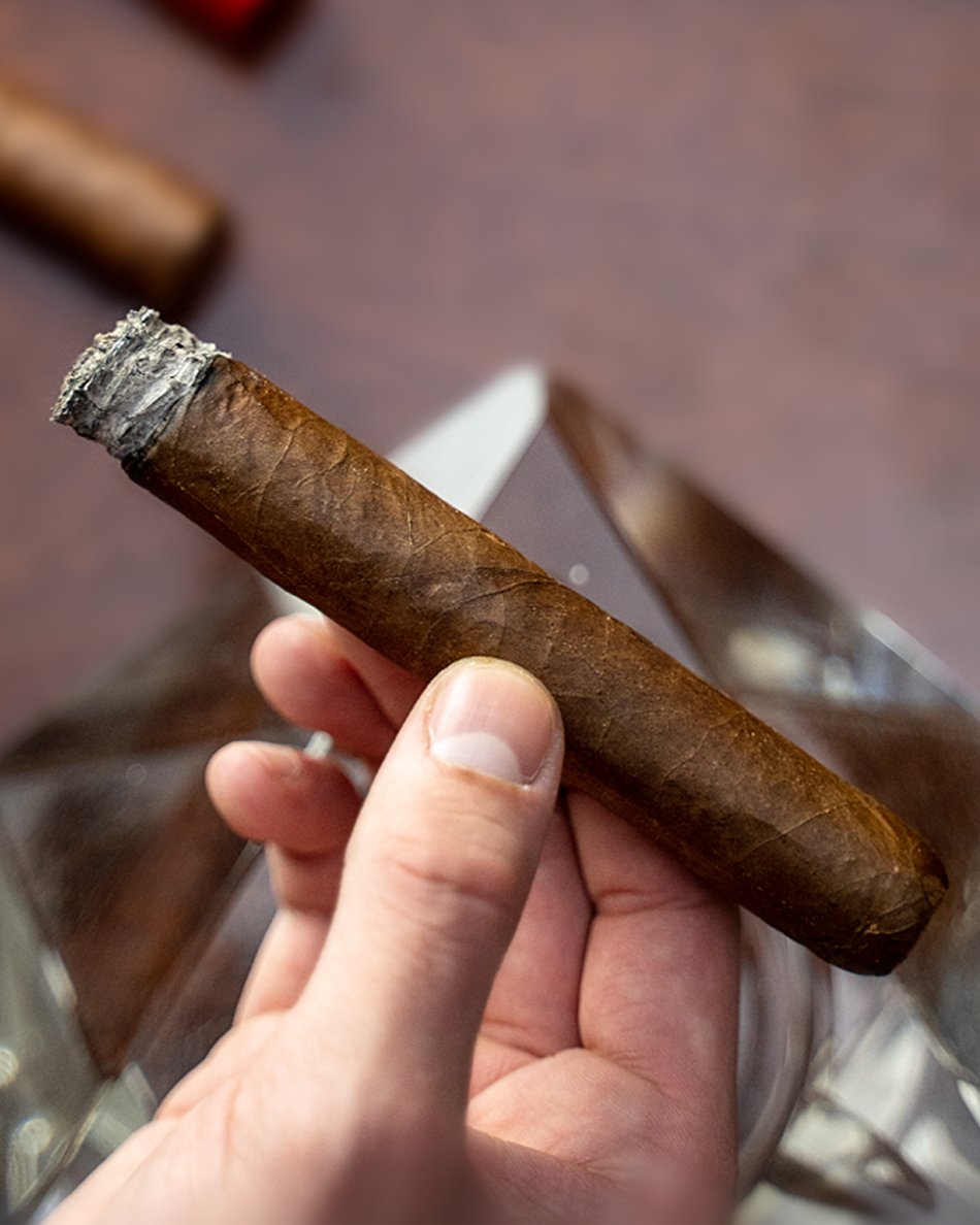 HoltsCigar's tweet image. Want to know what we've been smoking?
Check out our latest video ⤵️
youtube.com/watch?v=jTy0kO…
