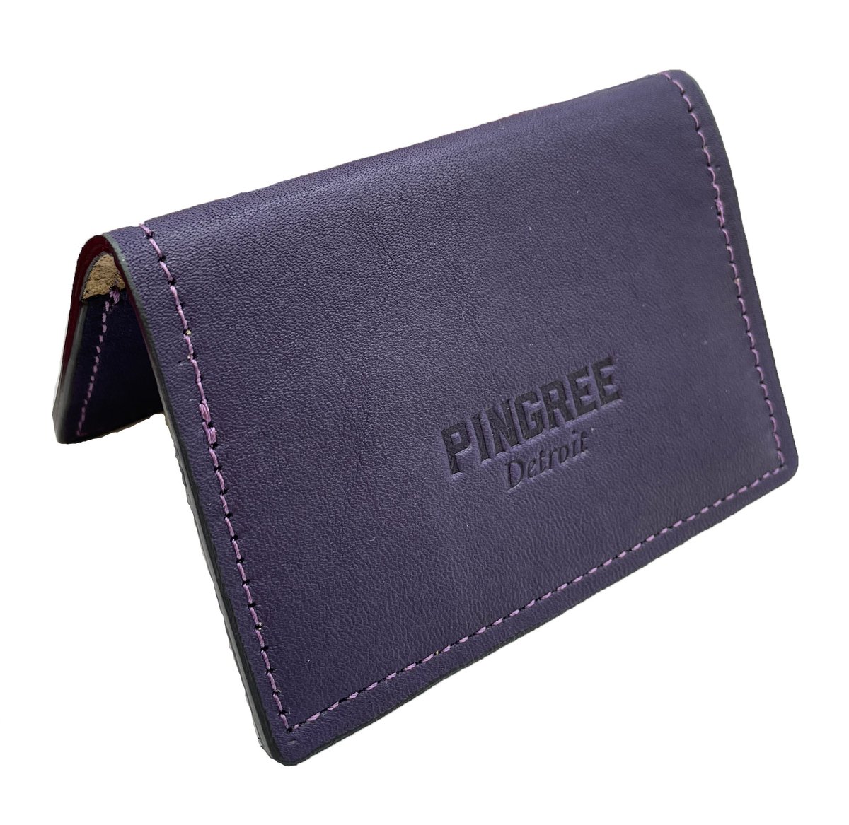 #ValentinesDay sale ⤵️
Concord Card Holder from #PingreeDetroit holds cards + cash. Made of upcycled automotive leather. Military grade thread. Colors: Onyx, Dune, Amethyst. Now $34 (from $41). Handmade by #Veterans and Detroiters. 

<a href="/freep/">Detroit Free Press</a> <a href="/freepautos/">Freep Autos</a> <a href="/CityofDetroit/">City of Detroit</a> #shoplocal