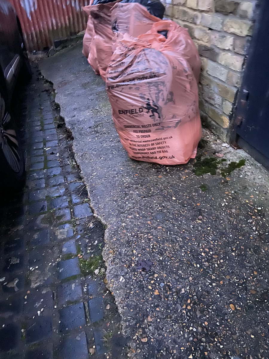 Still sitting there, 3 missed@bin collections 3 filled forms, two emails, loads of messages via Twitter and <a href="/EnfieldCouncil/">Enfield Council</a> haven’t touched my commercial waste collection.