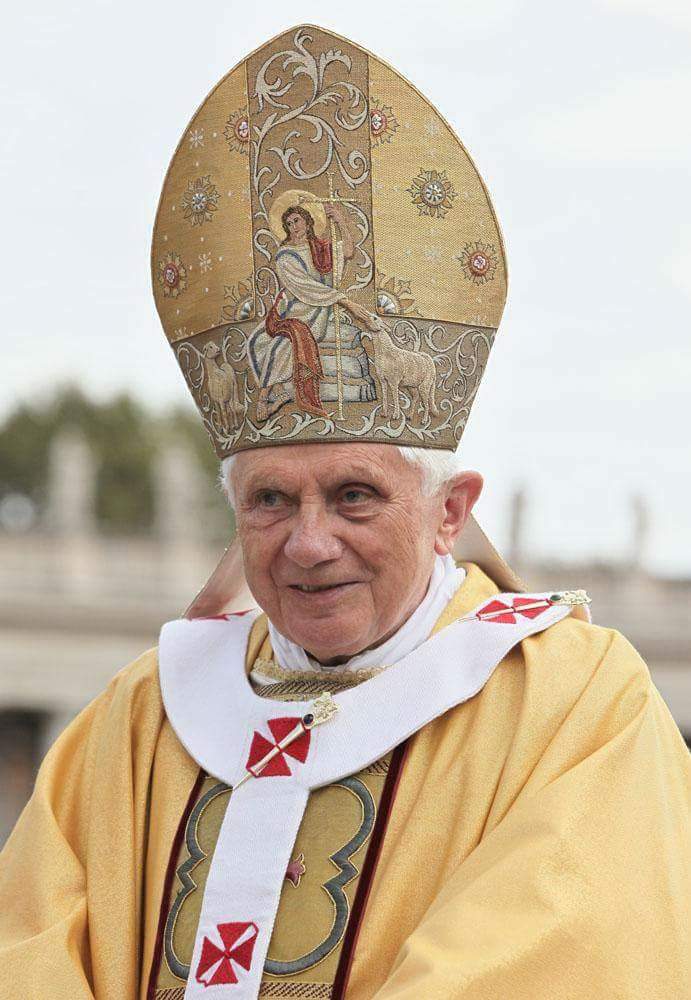 Sachinettiyil's tweet photo. All direct attacks on innocent human life, such as abortion and euthanasia, strike at the house's foundation. These directly and immediately violate the human person's most fundamental right – the right to life.
—Pope Benedict XVI https://t.co/CQVVOTYlsD