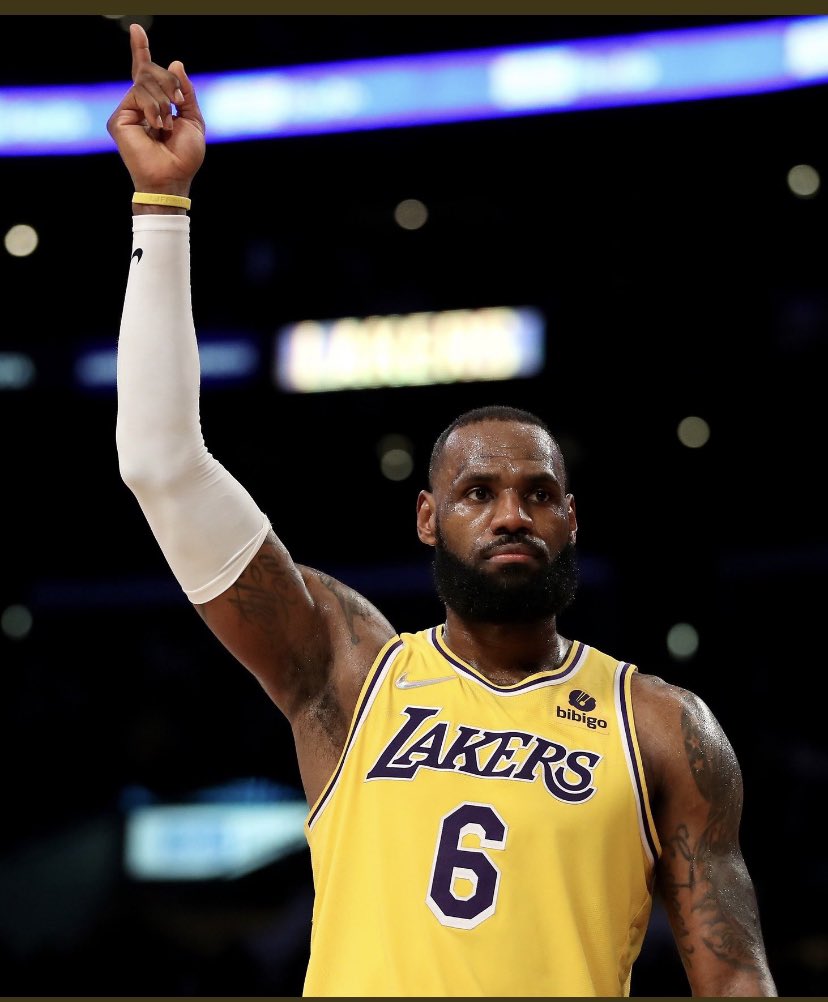 Pa_skalll's tweet photo. Let keep him on top 1 retweet=2votes #LeBronJames #NBAAllStar #goat #nbagoat https://t.co/PHmZBGpk9n