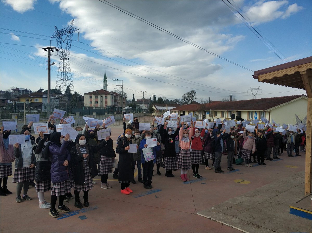1. Dönemi tamamladık. Karne sevinci...